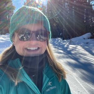 Meet your Posher, Louise